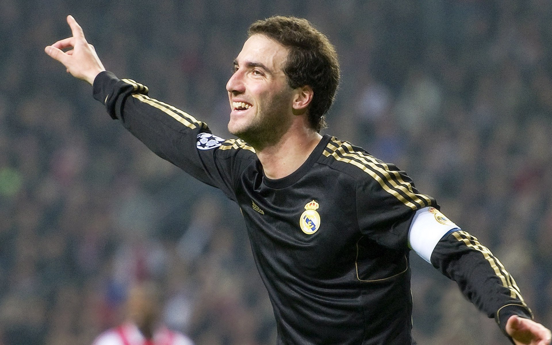 全数字化驾驶舱:未来的驾驶体验,数字驾驶舱更新3.0